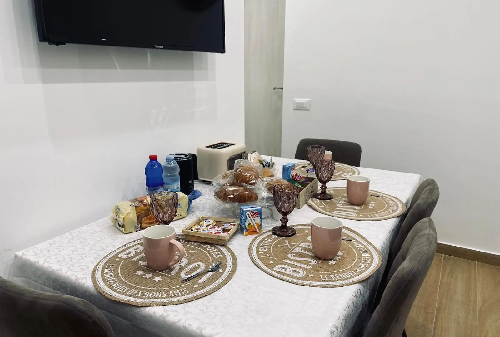 Primo Piano Apartment Palermo Italy