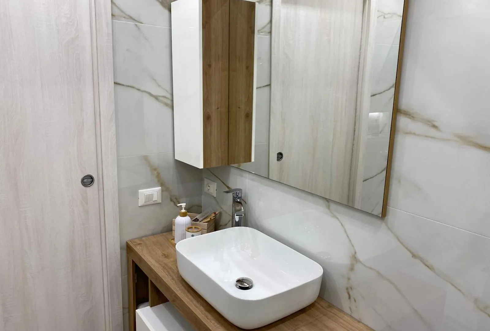 Primo Piano Apartment Palermo